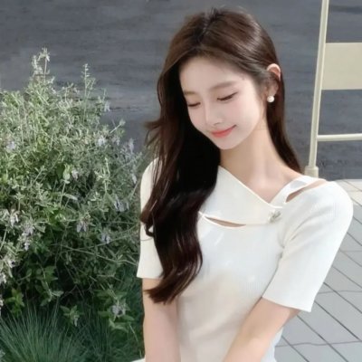我的23岁美女邻居